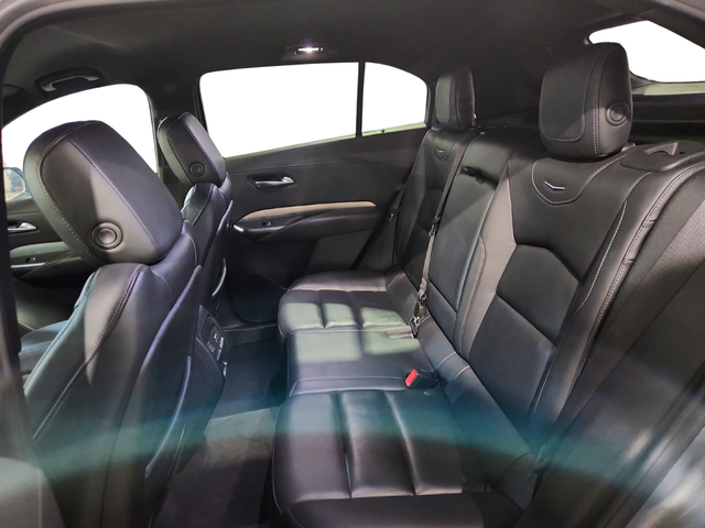 2023 Cadillac XT4 Premium Luxury Image 11 of 25