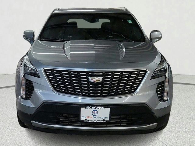 2023 Cadillac XT4 Premium Luxury Image 2 of 25