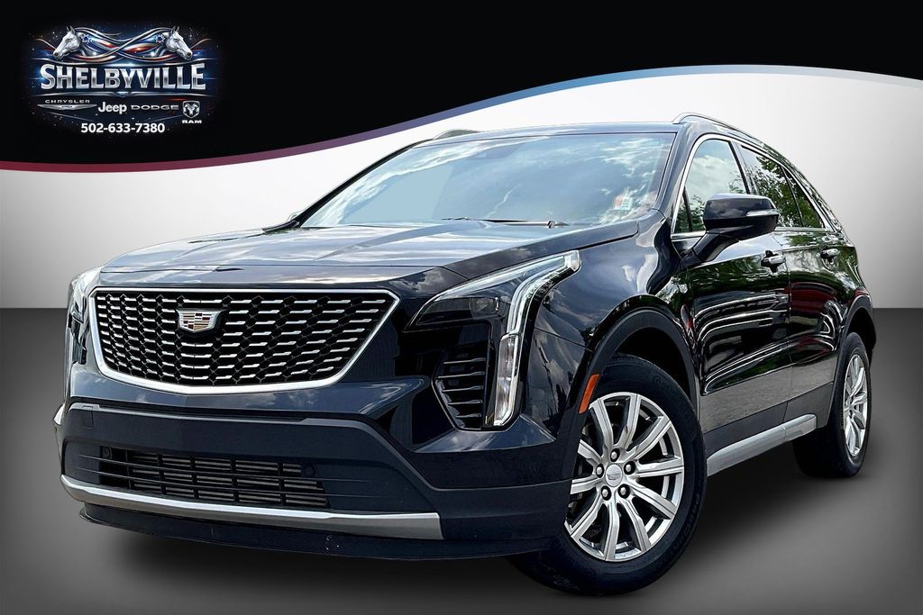 2023 Cadillac XT4 Premium Luxury Image 1 of 35