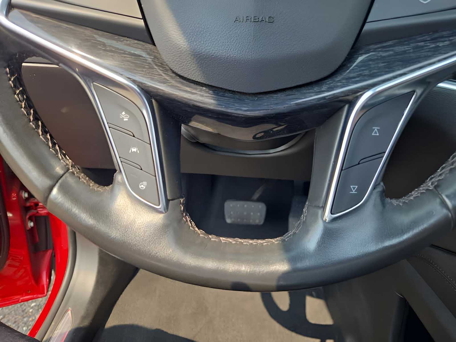 Vehicle image 18 of 43