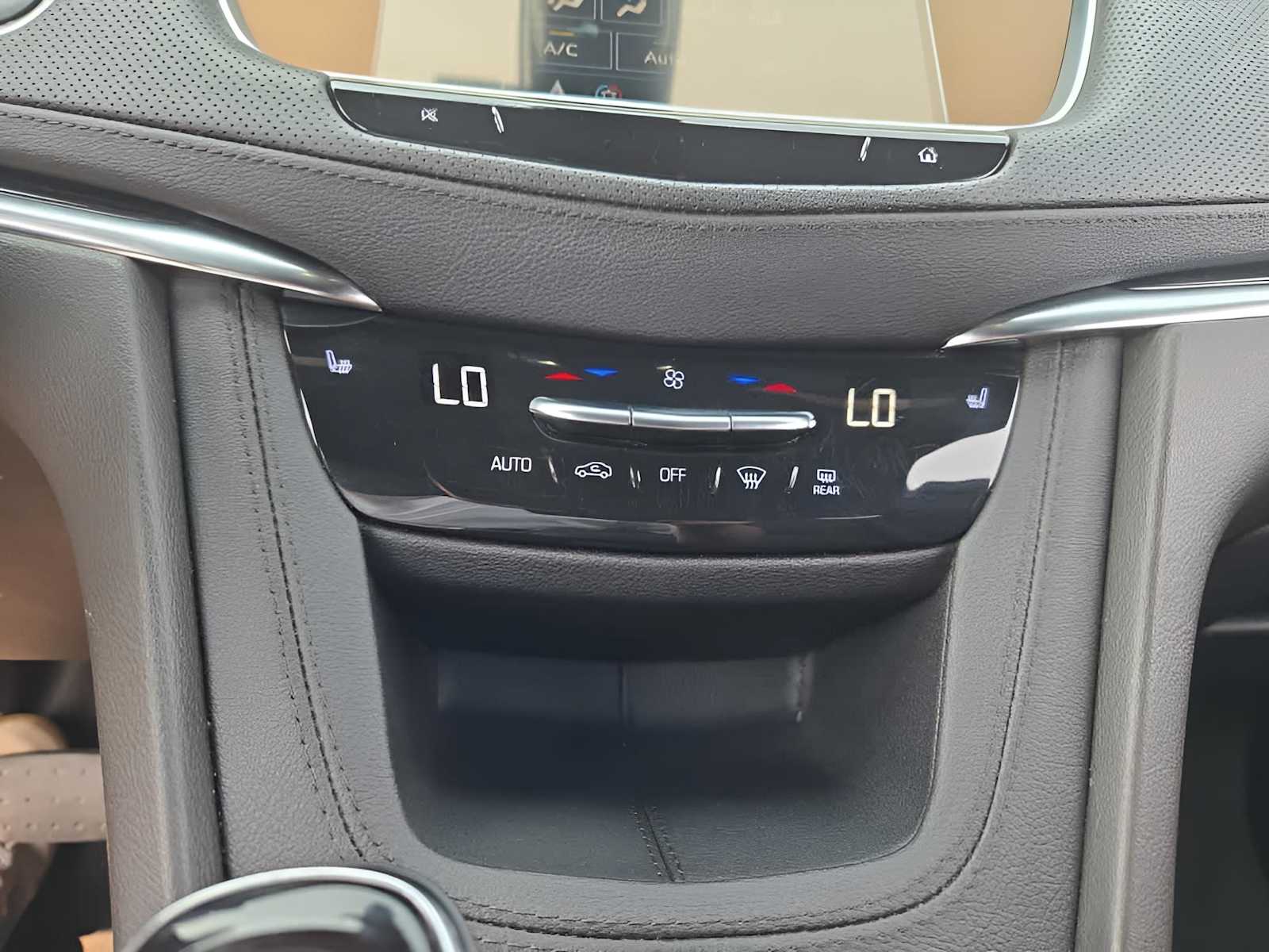 Vehicle image 22 of 43