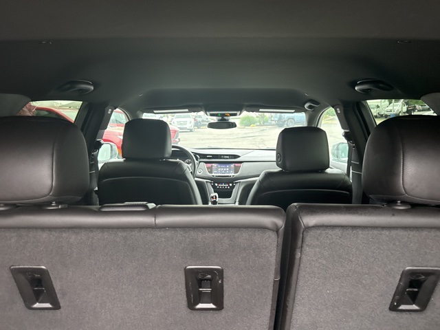Vehicle image 27 of 31
