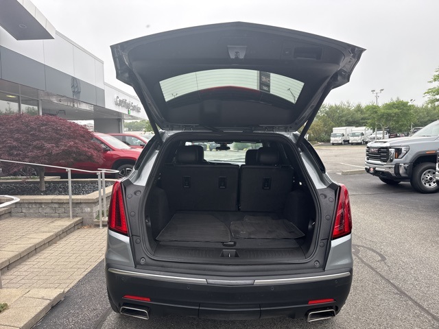 Vehicle image 25 of 31