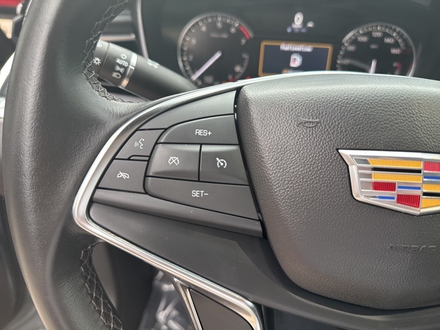 Vehicle image 16 of 31