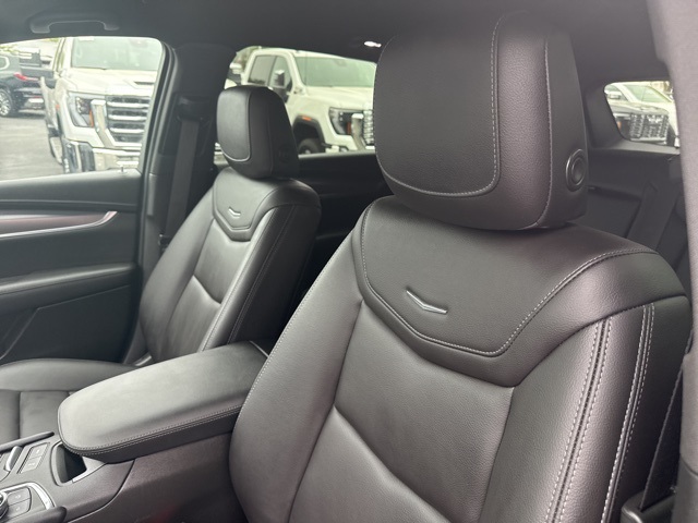 Vehicle image 13 of 31