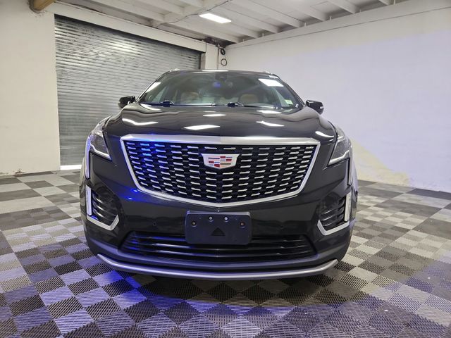 2023 Cadillac XT5 Premium Luxury Image 2 of 26