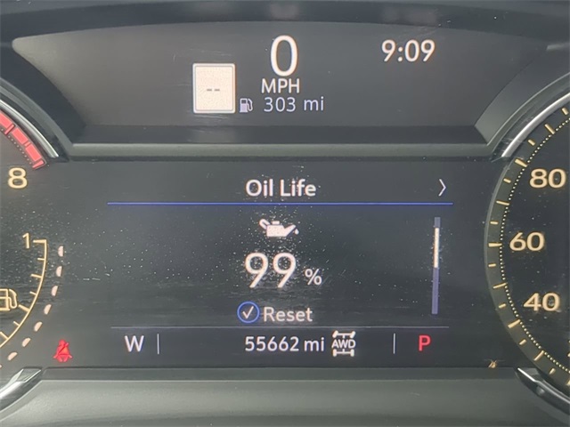 Vehicle image 31 of 33