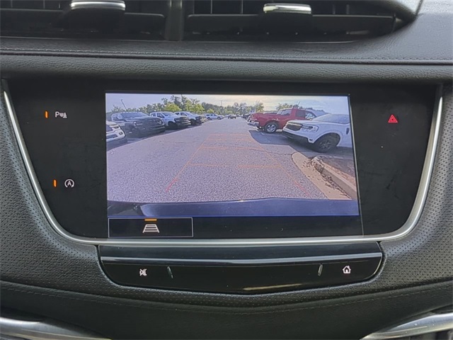 Vehicle image 22 of 33
