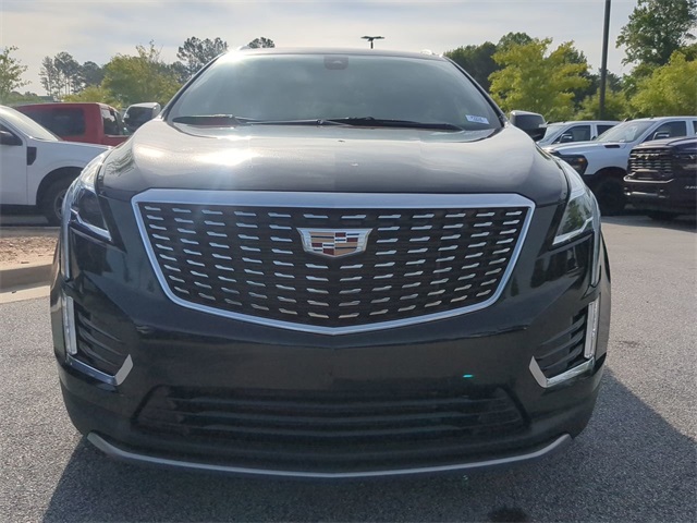 Vehicle image 2 of 33
