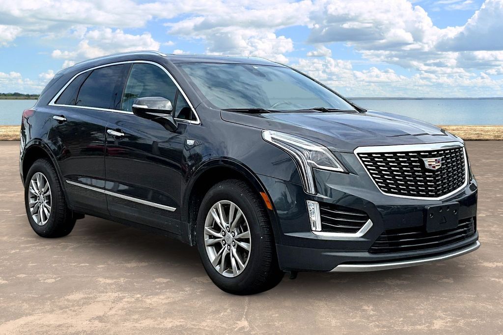 2023 Cadillac XT5 Premium Luxury Image 3 of 34