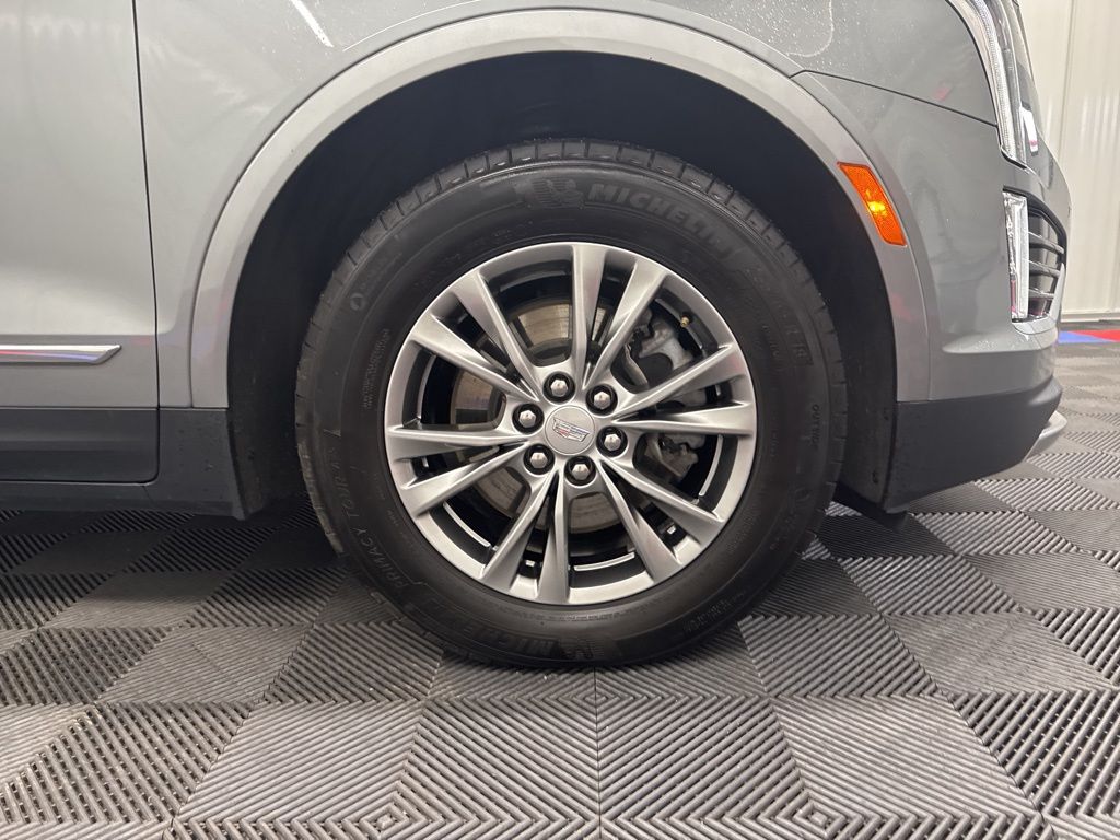 Vehicle image 19 of 20