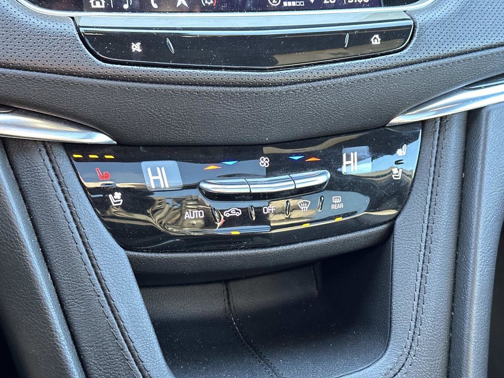 2023 Cadillac XT5 Premium Luxury Image 26 of 30