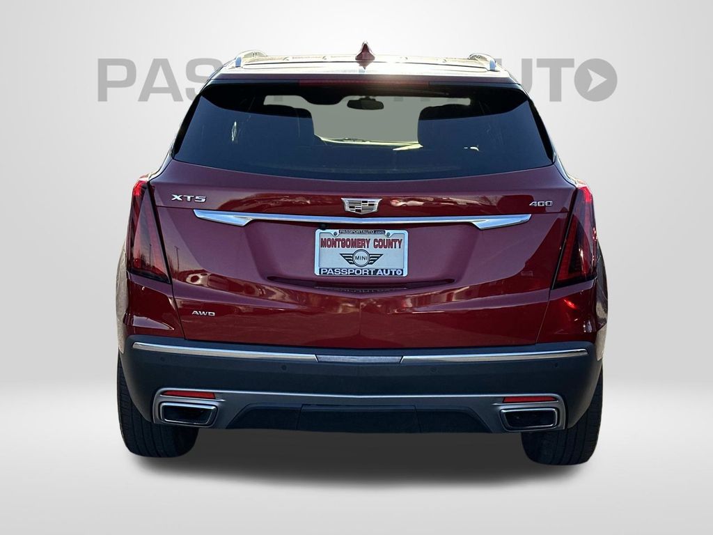 2023 Cadillac XT5 Premium Luxury Image 5 of 30