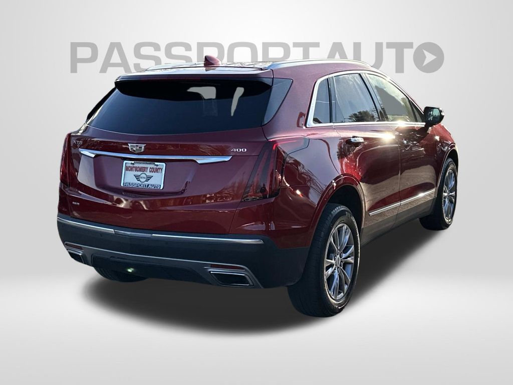 2023 Cadillac XT5 Premium Luxury Image 4 of 30