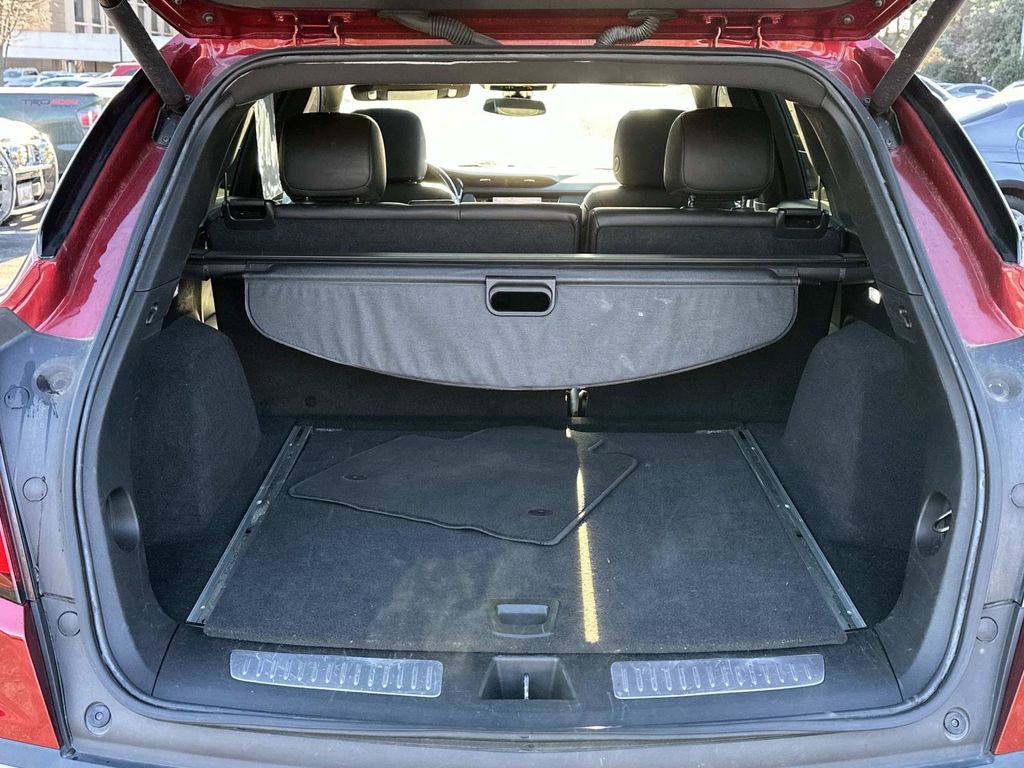 2023 Cadillac XT5 Premium Luxury Image 8 of 30