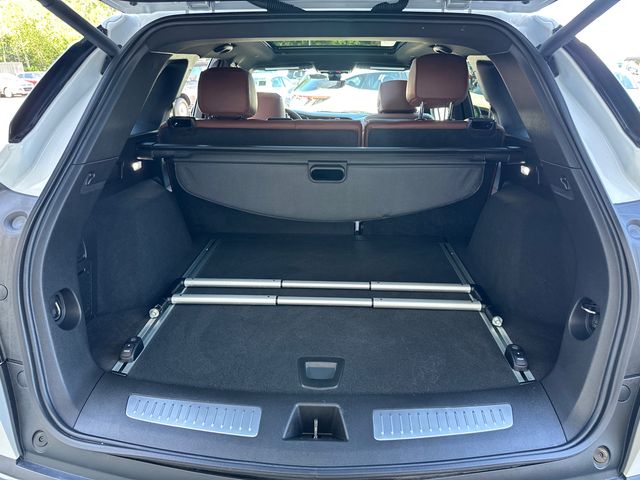 Vehicle image 10 of 30