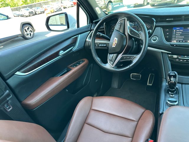 Vehicle image 14 of 30