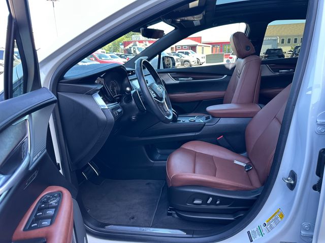 Vehicle image 12 of 30