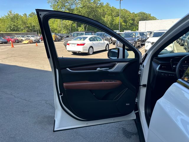 Vehicle image 15 of 30