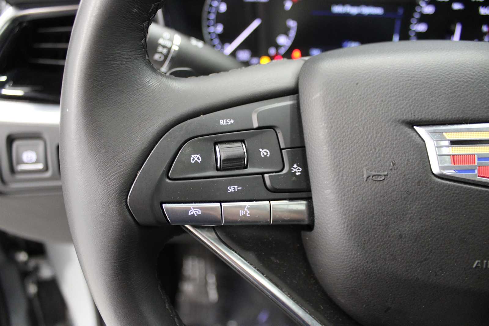 Vehicle image 24 of 46