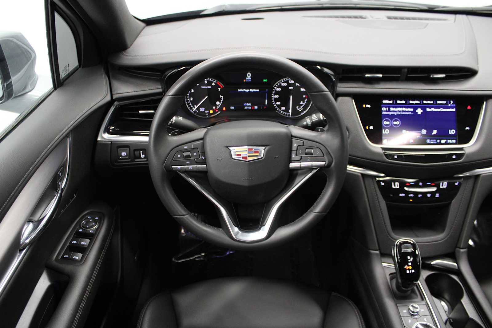 Vehicle image 19 of 46