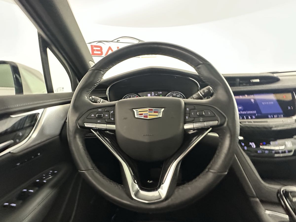 Vehicle image 29 of 45