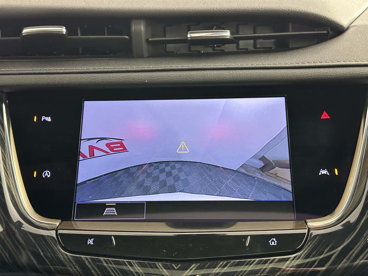 Vehicle image 37 of 45