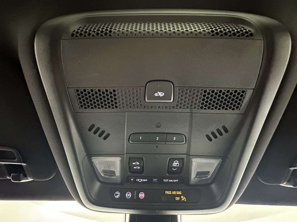 Vehicle image 41 of 45