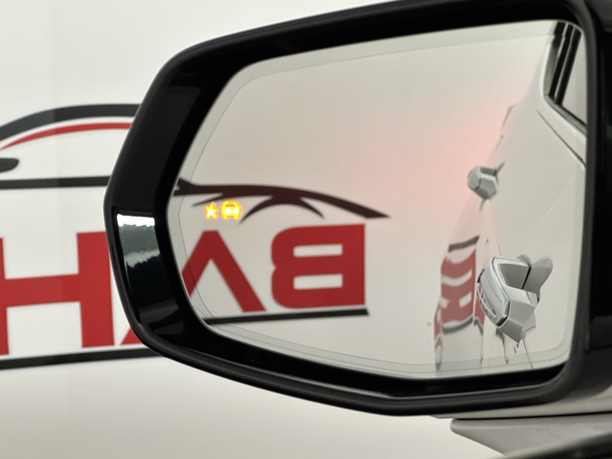Vehicle image 44 of 45
