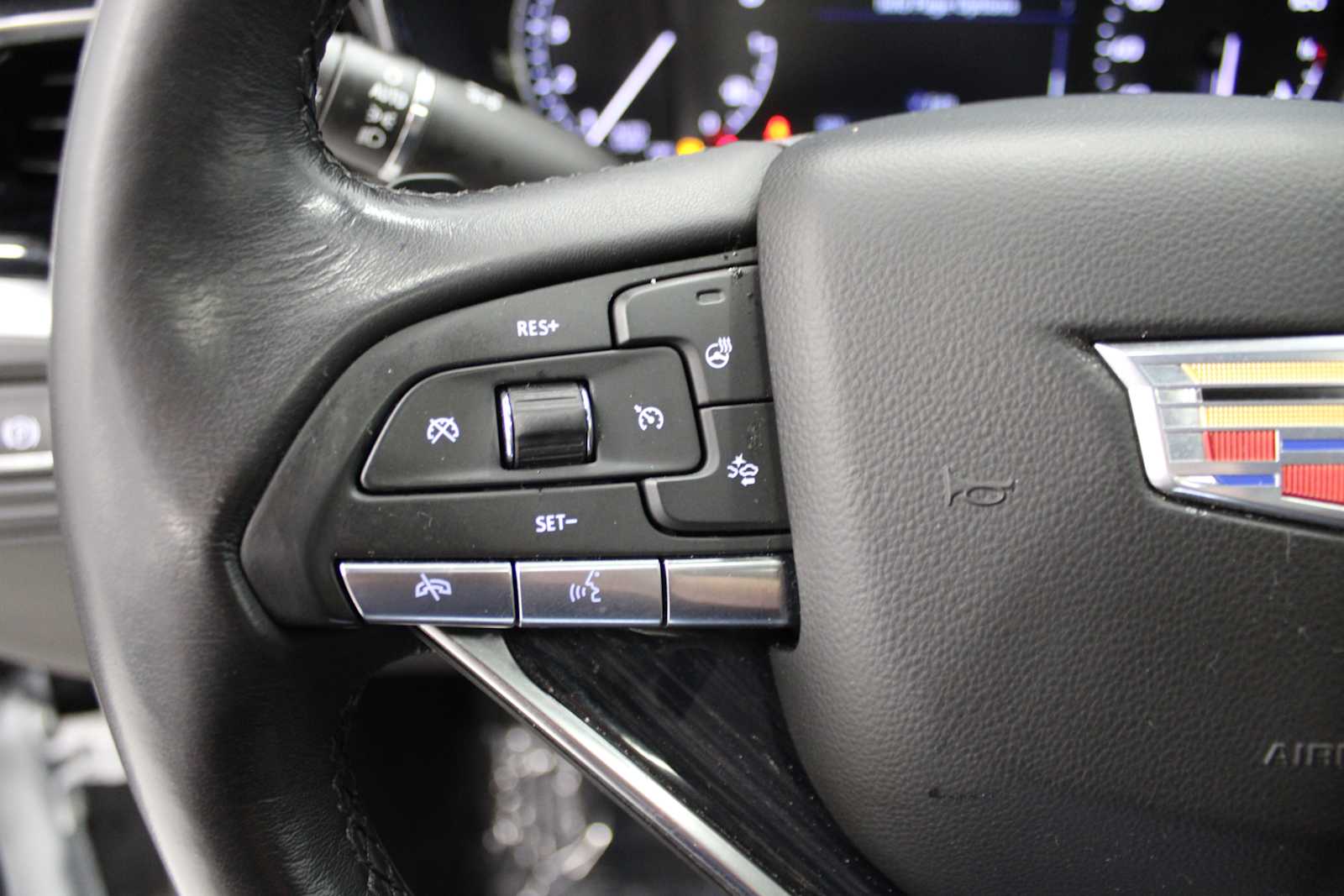 Vehicle image 45 of 47