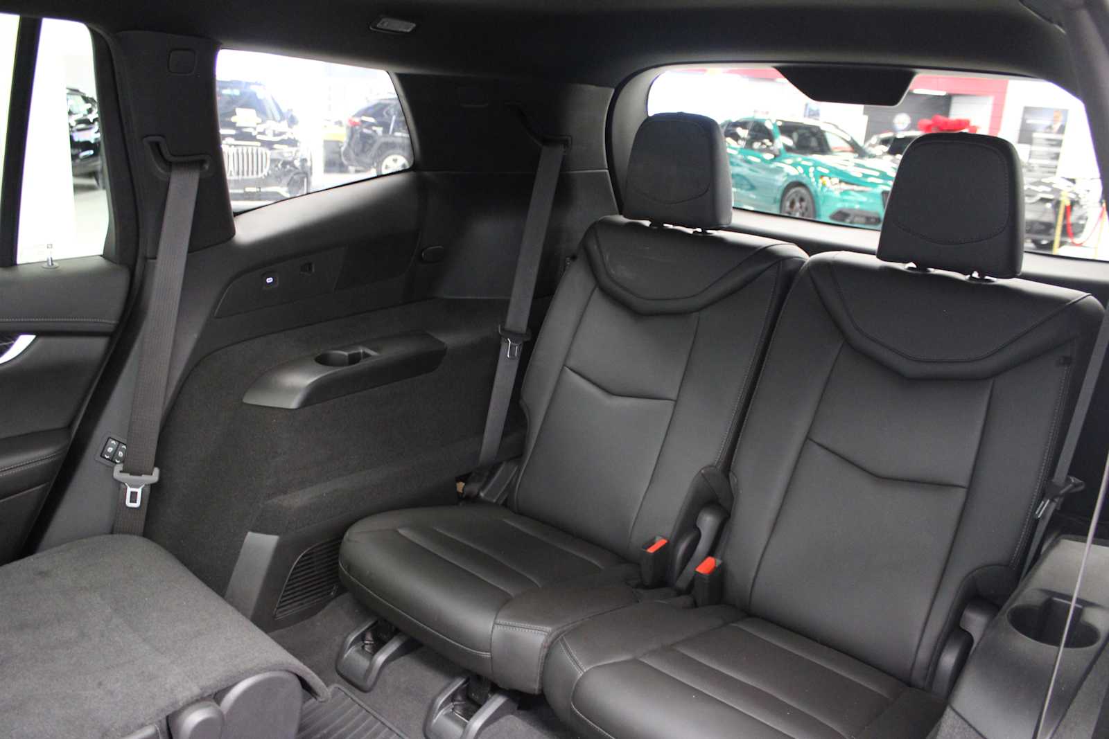 Vehicle image 13 of 47