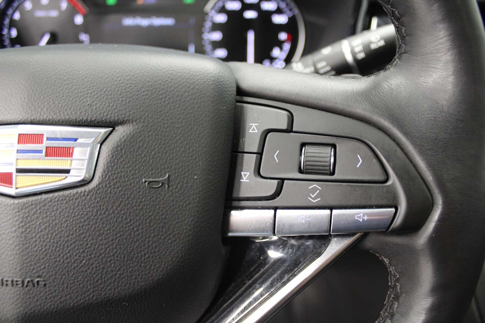 Vehicle image 46 of 47