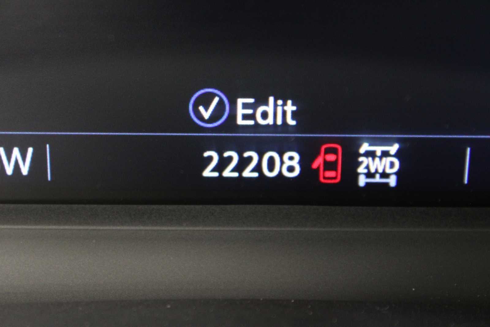 Vehicle image 21 of 47