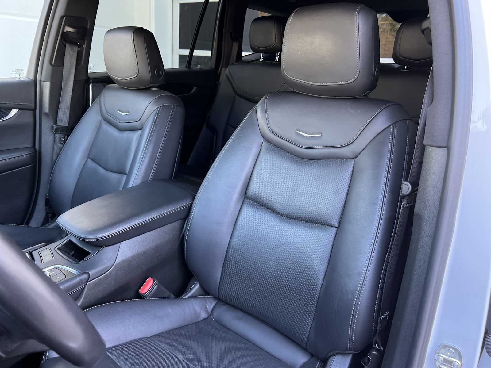 Vehicle image 15 of 36