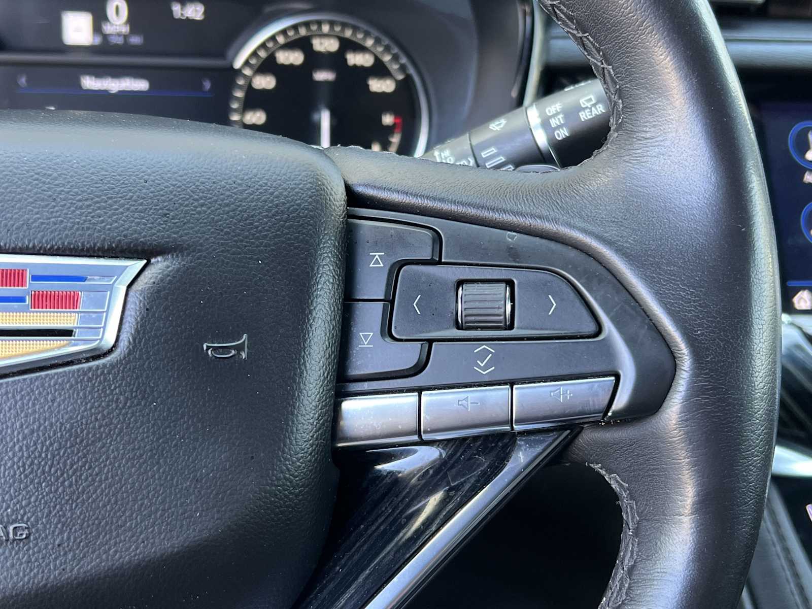 Vehicle image 19 of 36