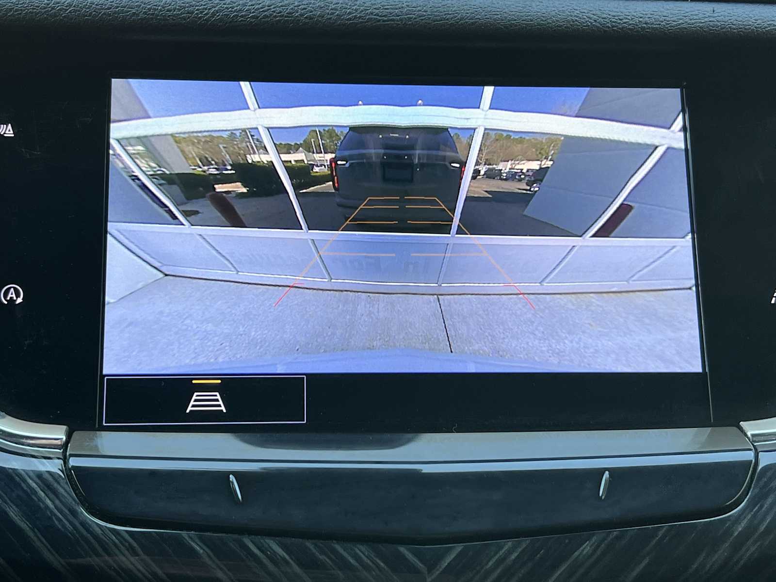 Vehicle image 24 of 36