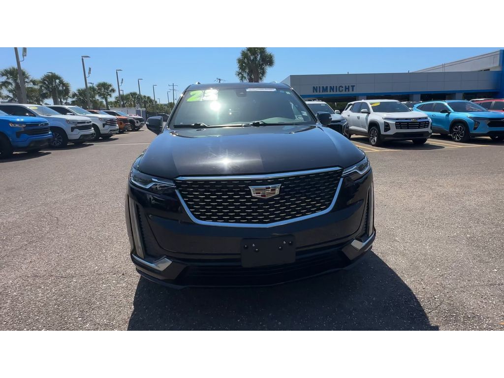 Vehicle image 4 of 33