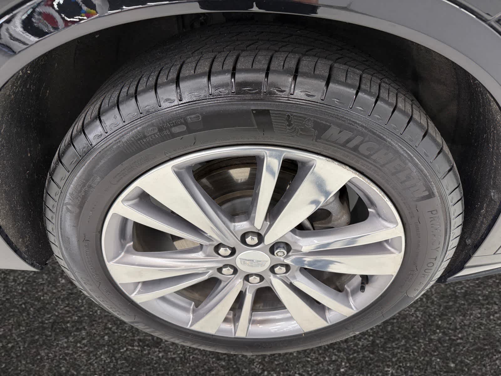 Vehicle image 8 of 48