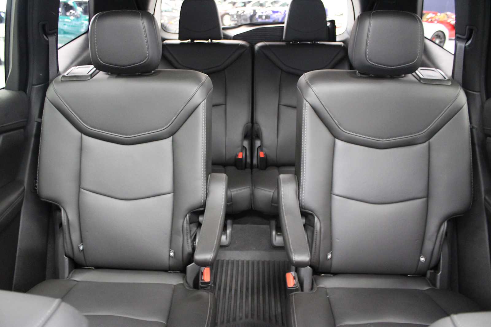 Vehicle image 44 of 48