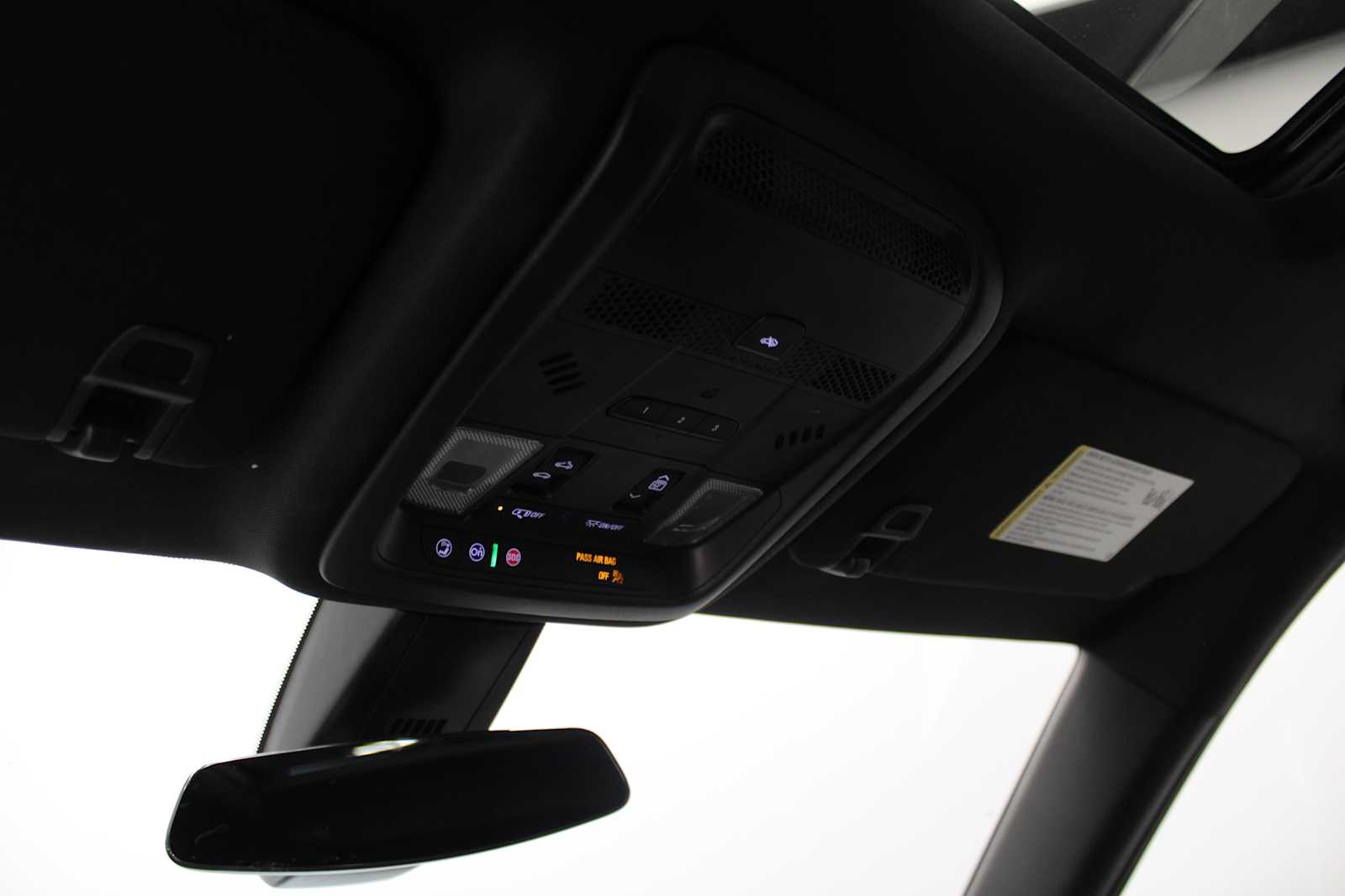 Vehicle image 26 of 48