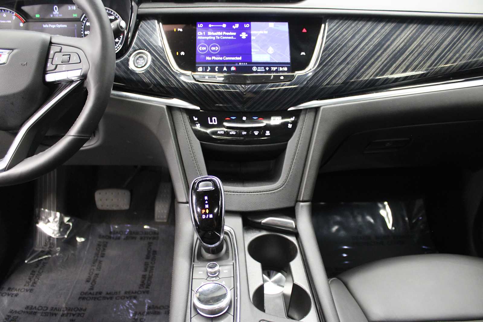 Vehicle image 28 of 48