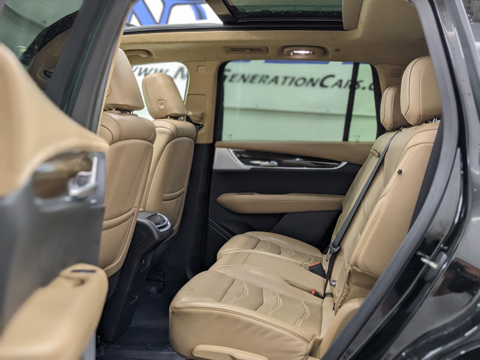 Vehicle image 16 of 50