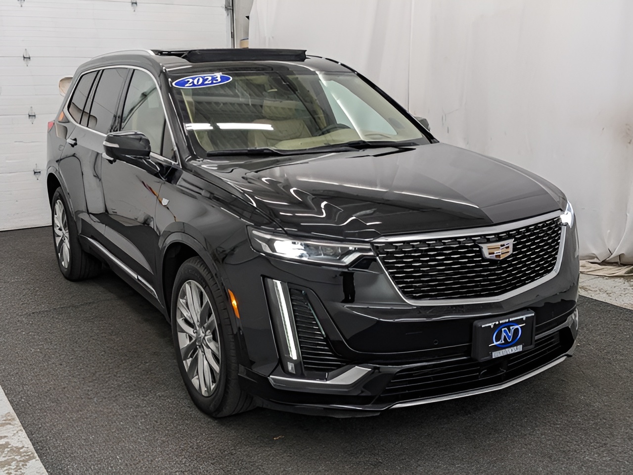 Vehicle image 47 of 50