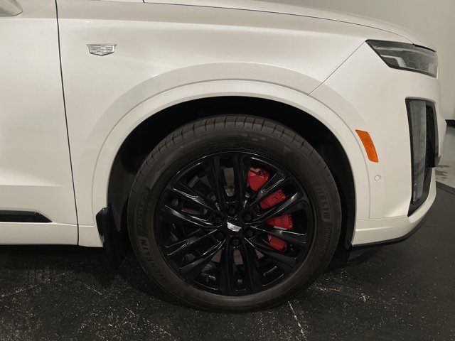 Vehicle image 11 of 37