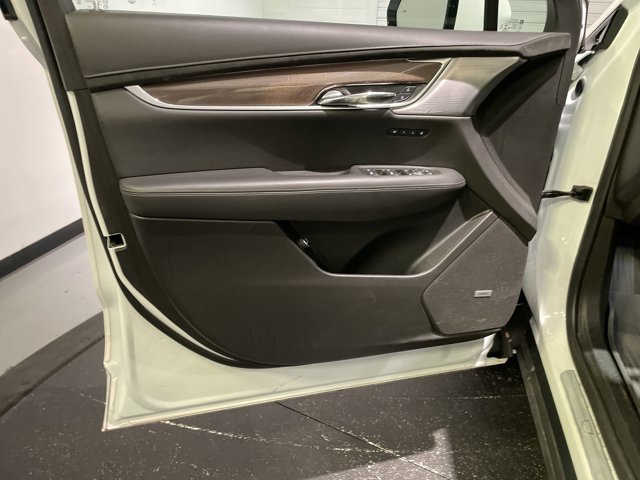 Vehicle image 12 of 37