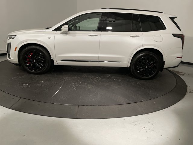 Vehicle image 7 of 37