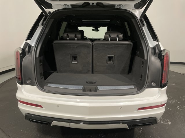 Vehicle image 32 of 37