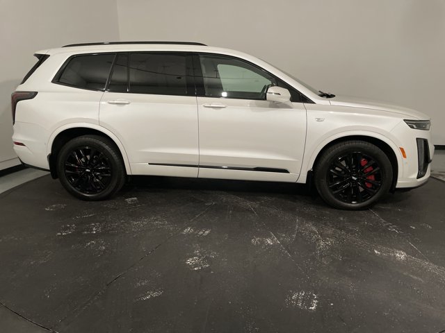 Vehicle image 4 of 37