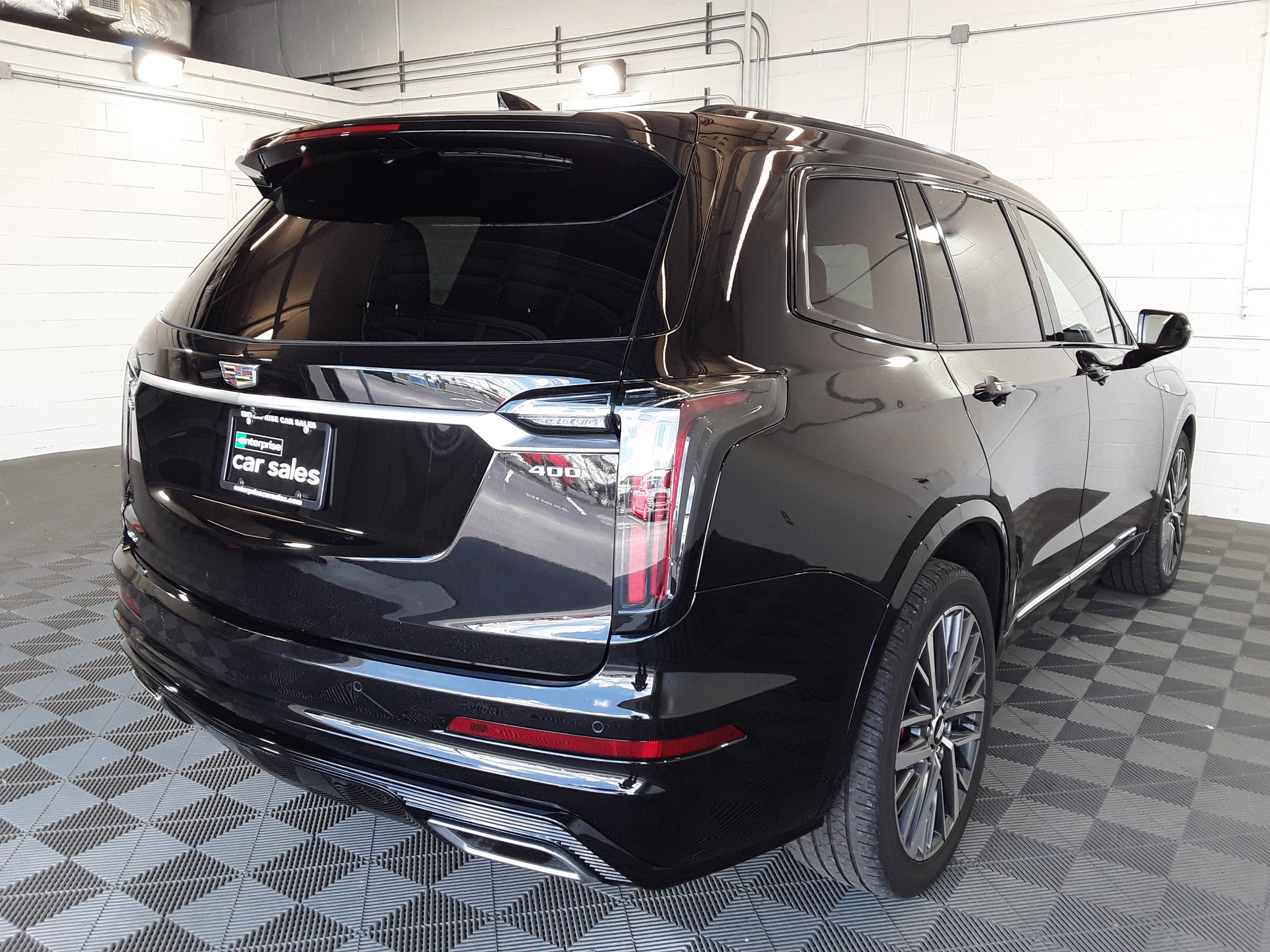 Vehicle image 4 of 34
