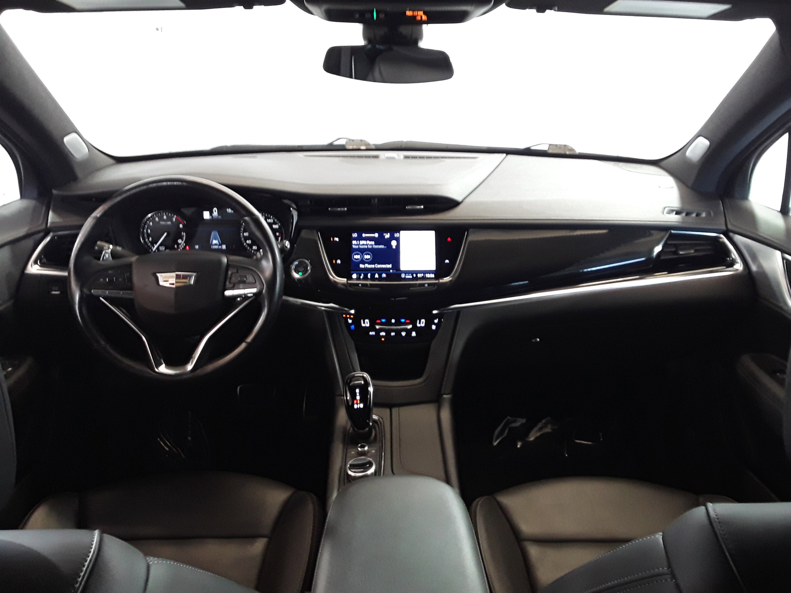 Vehicle image 16 of 34